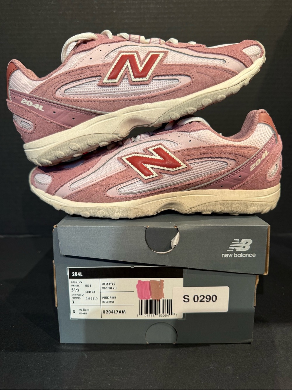 New Balance Women's Pink and White 204L Fashion Sneakers size 7W